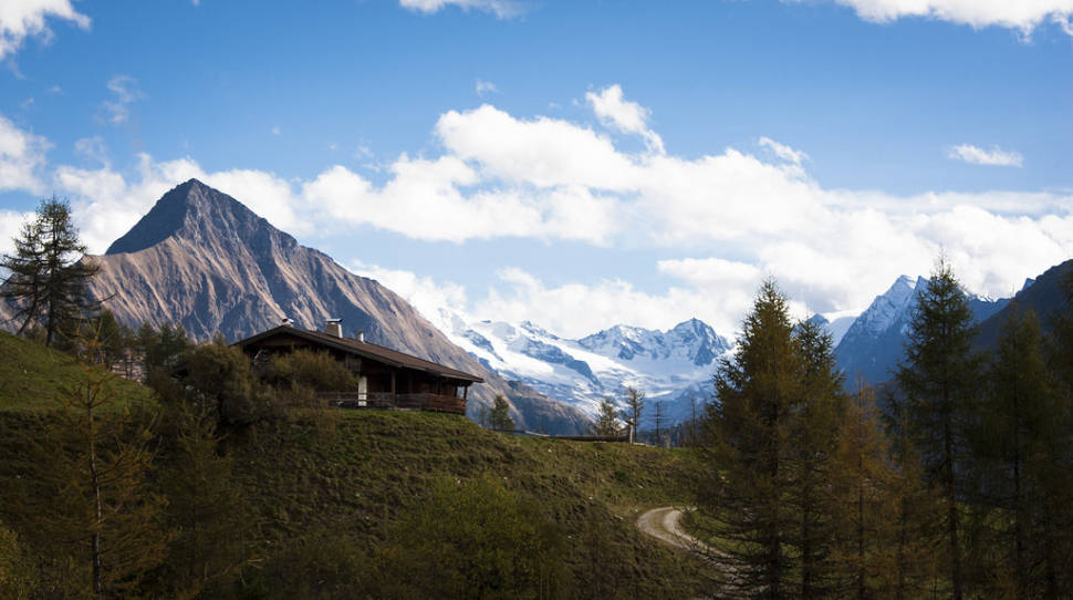 Hiking in the Alps in Austria - Best Season