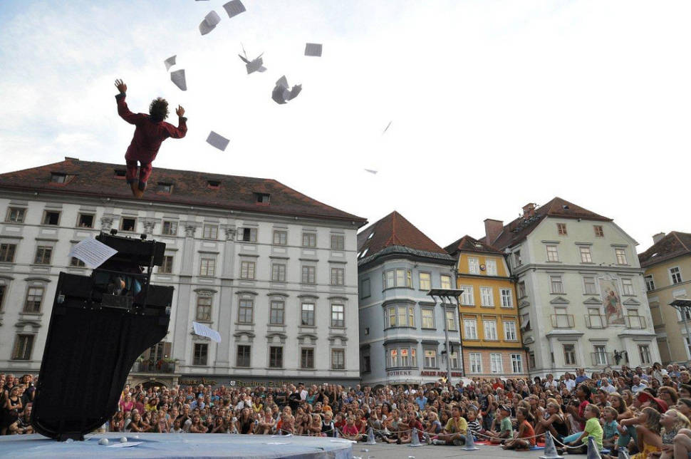 Best time for La Strada Street Theatre Festival in Austria