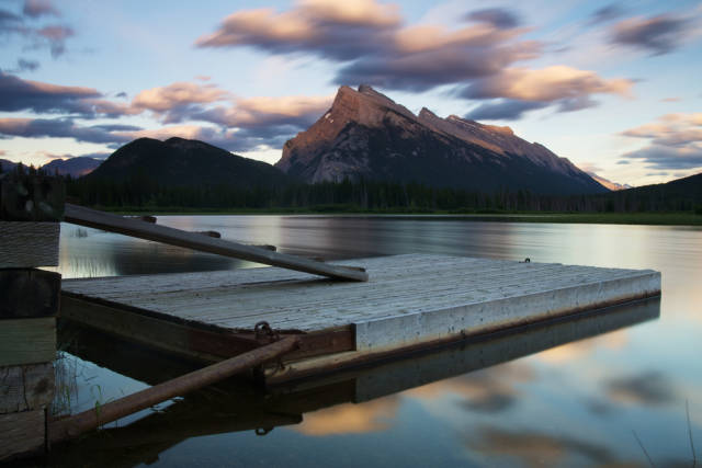 Vermilion Lakes Sunrise & Sunset in Banff & Jasper National Parks - Best Season