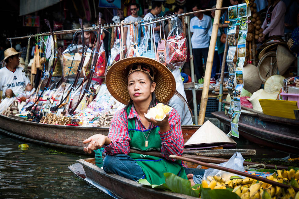 Damnoen Saduak Floating Market