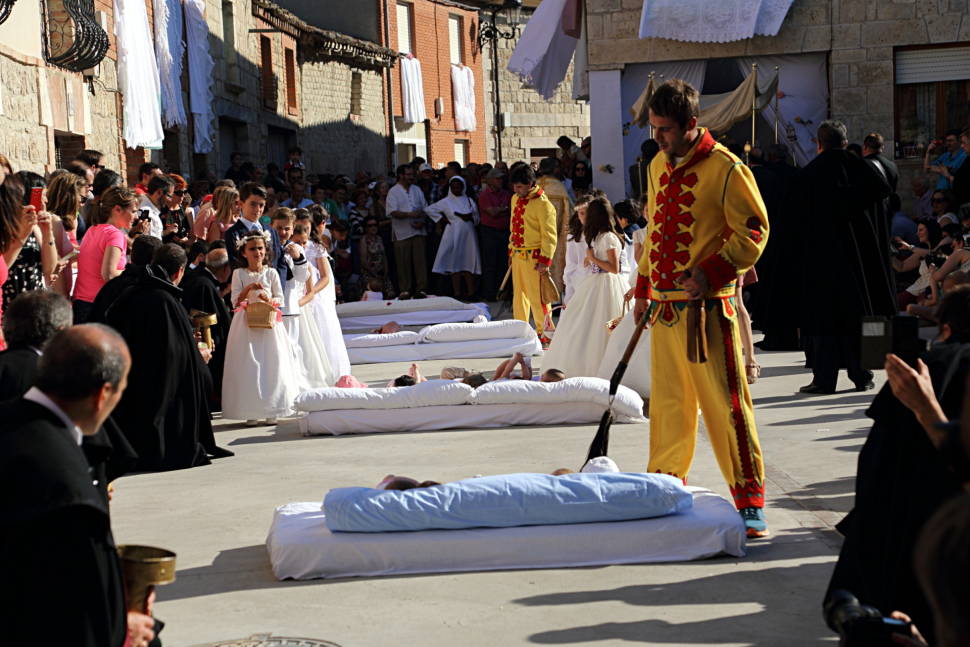 Best time for El Colacho in Basque Country