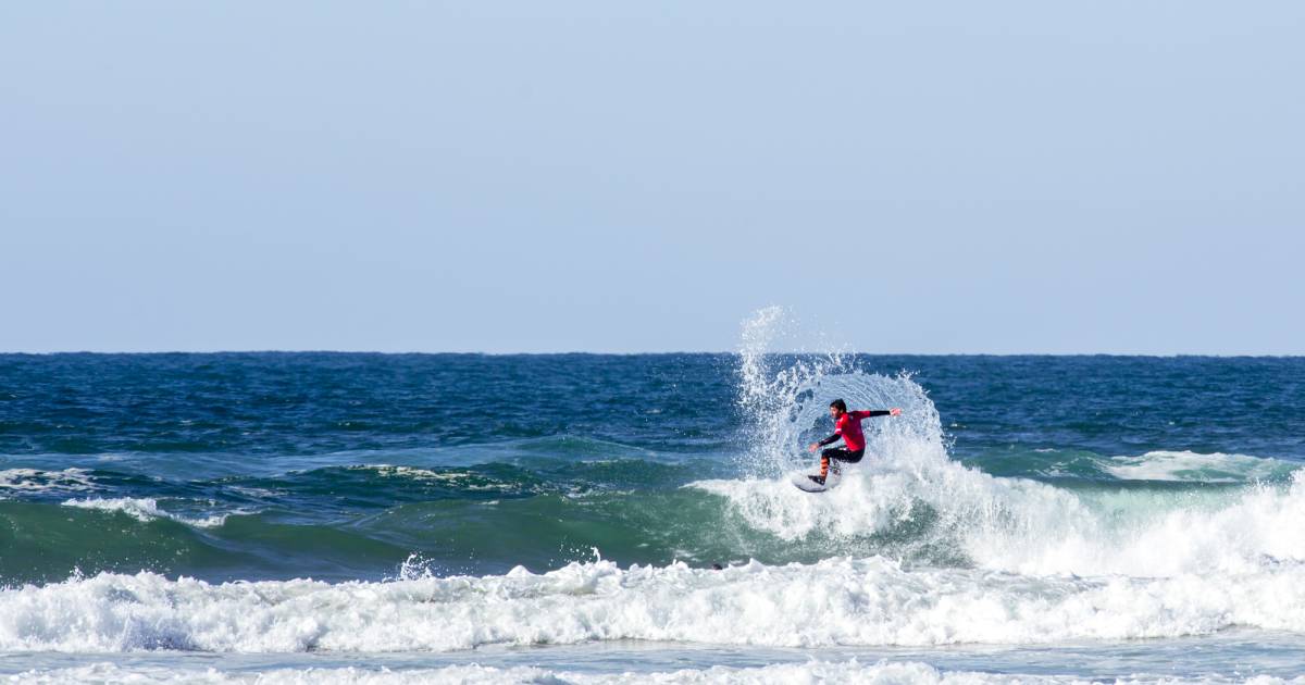 Surfing in Zarautz in Basque Country - Best Time