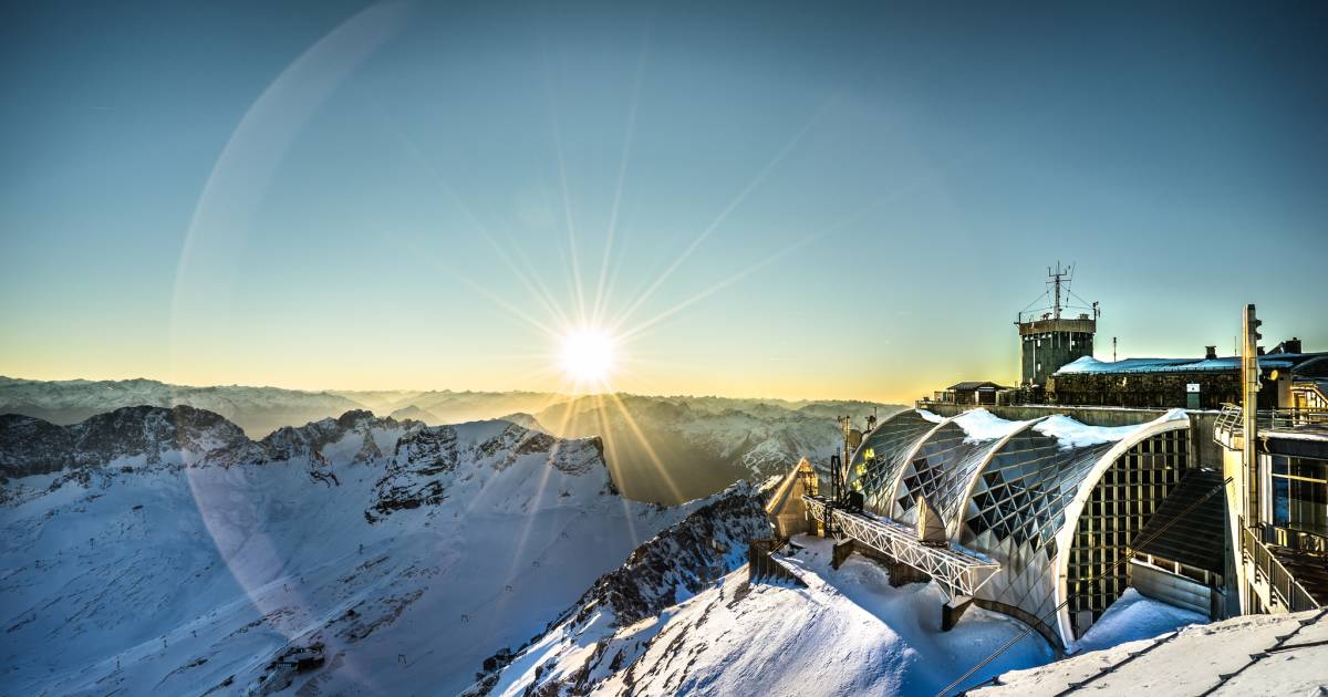 Skiing at Zugspitze in Bavaria - Best Time
