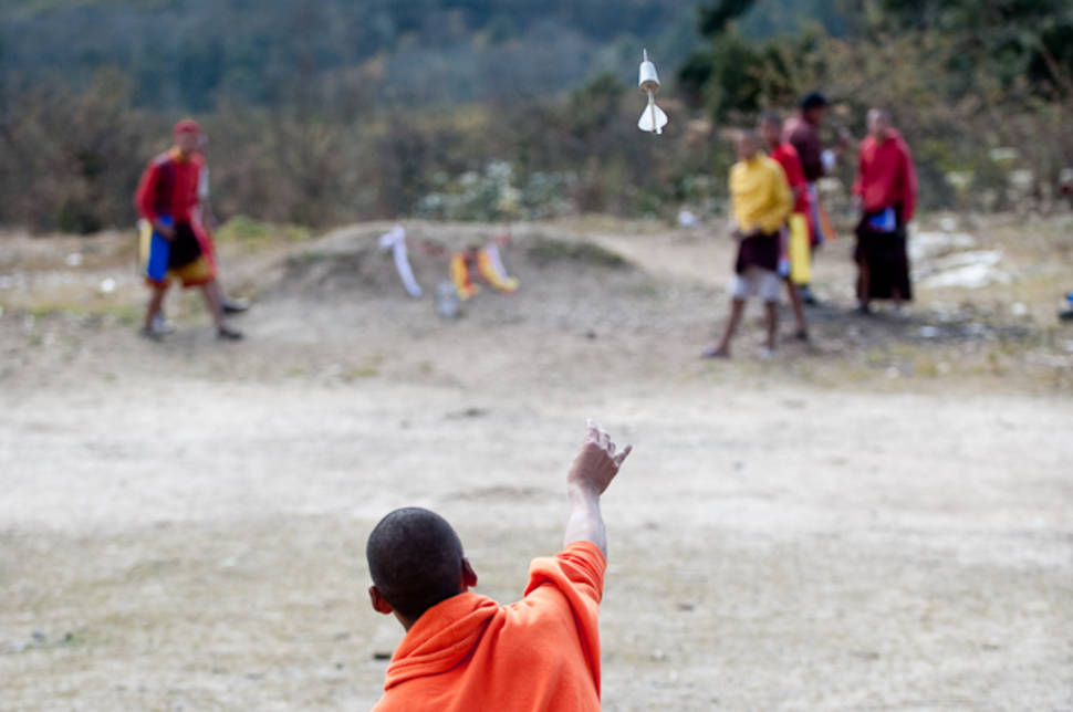 Khuru (Darts) in Bhutan - Best Time