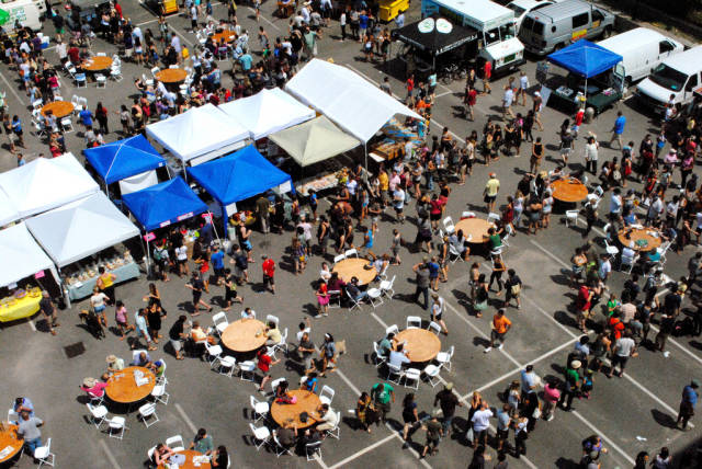 SoWa Open Markets in Boston - Best Time