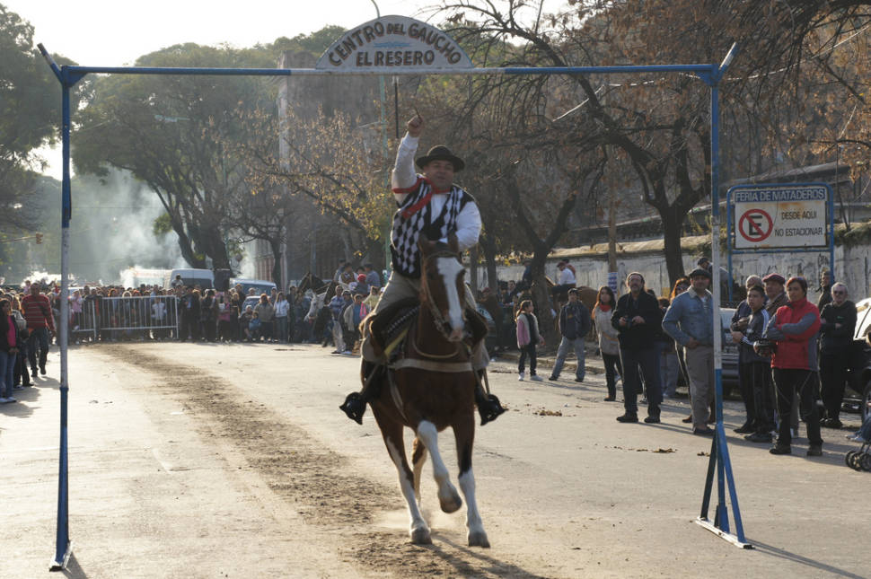 Best time for Feria de Mataderos in Buenos Aires