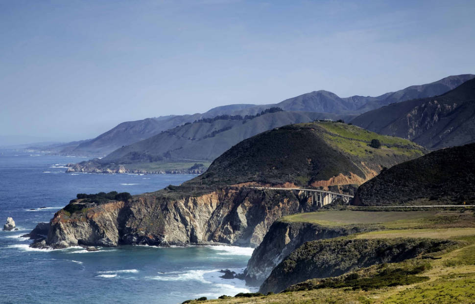 Bixby Creek Bridge crosses over land to land