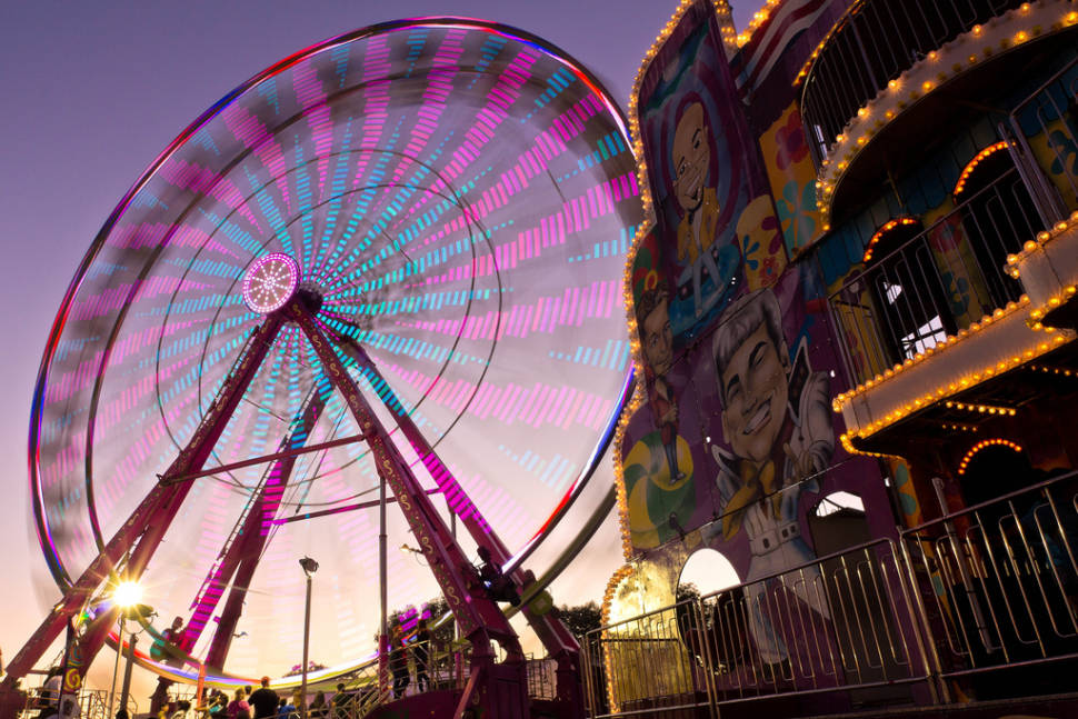 Spinning Ferris Wheel