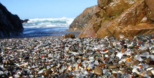 Glass Beach in California - Best Season