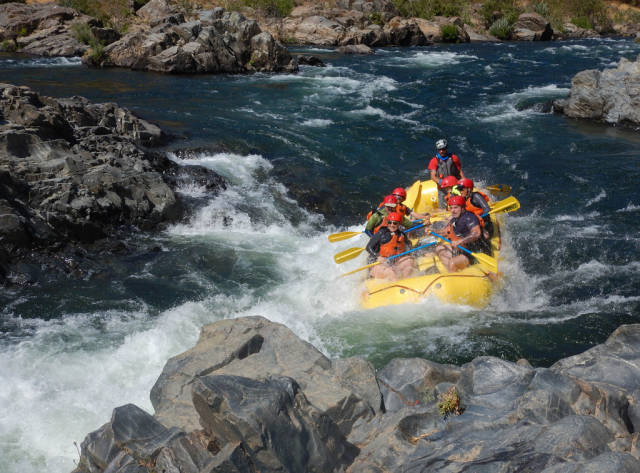 Rafting in California - Best Season
