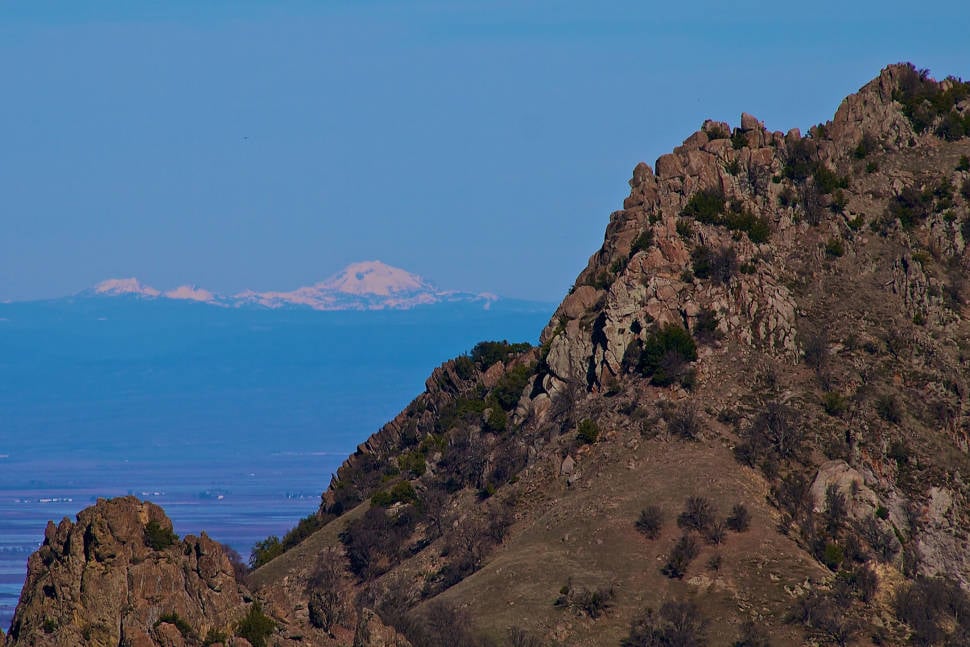 Best time for Sutter Buttes in California