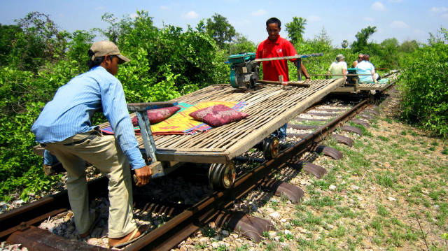 Bamboo Train or Norry in Cambodia - Best Time