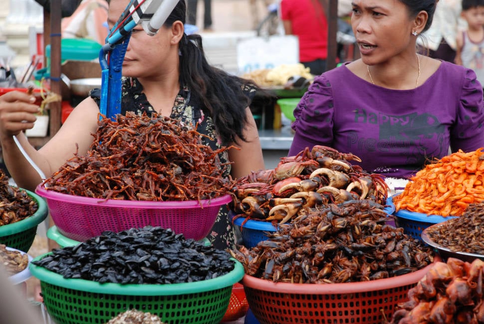 Food market in Phnom Penh