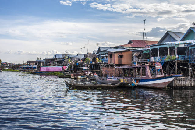 Kampong Phluk Floating Village in Cambodia - Best Time