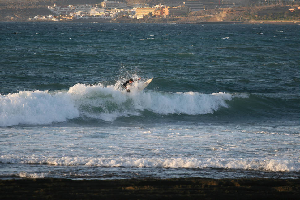 Surfing in Tenerife