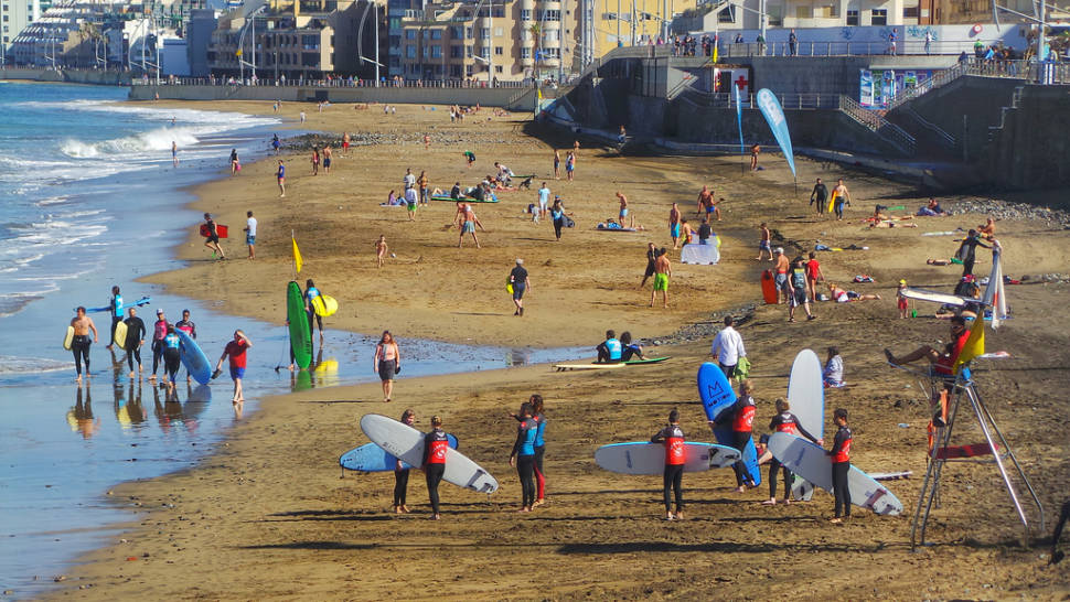 “Surf City” Las Palmas de Gran Canaria La Cicer Playa Las Canteras