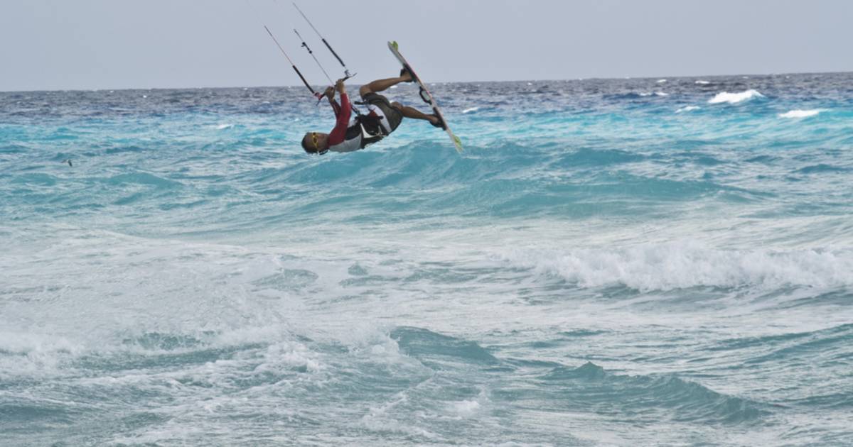 Kitesurfing in Cancun - Best Time