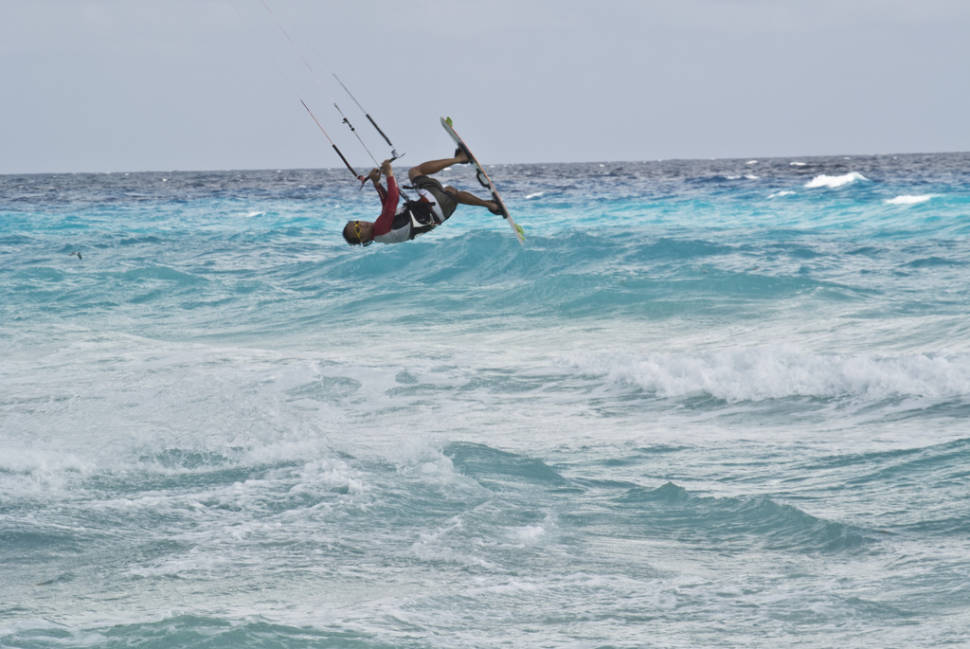 Kitesurfing in Cancun - Best Time