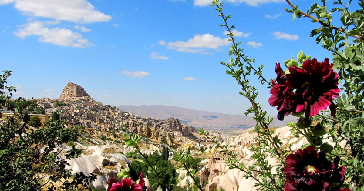Spring Flowers in Goreme in Cappadocia - Best Time
