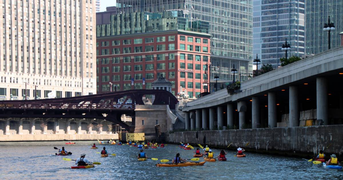 Kayaking Season in Chicago - Best Time