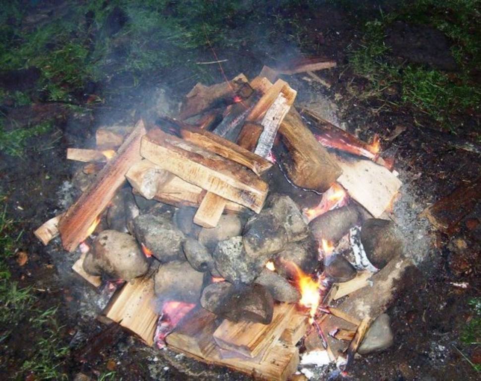 Fire for curanto