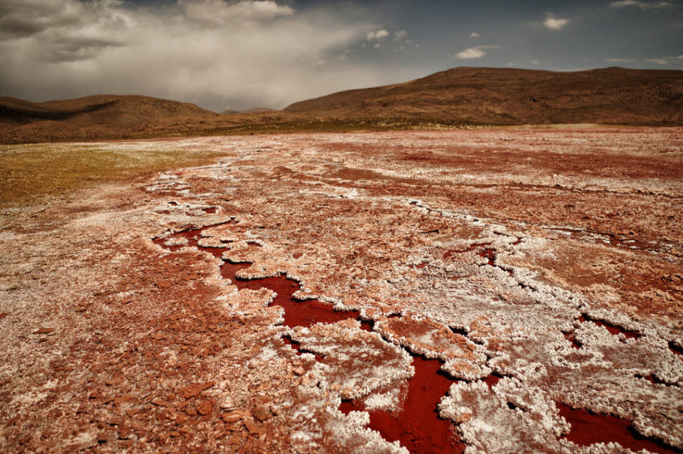 Laguna Roja or Devil's Lagoon in Chile - Best Season