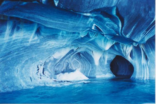 Marble Caves or Cuevas de Mármol in Chile - Best Season
