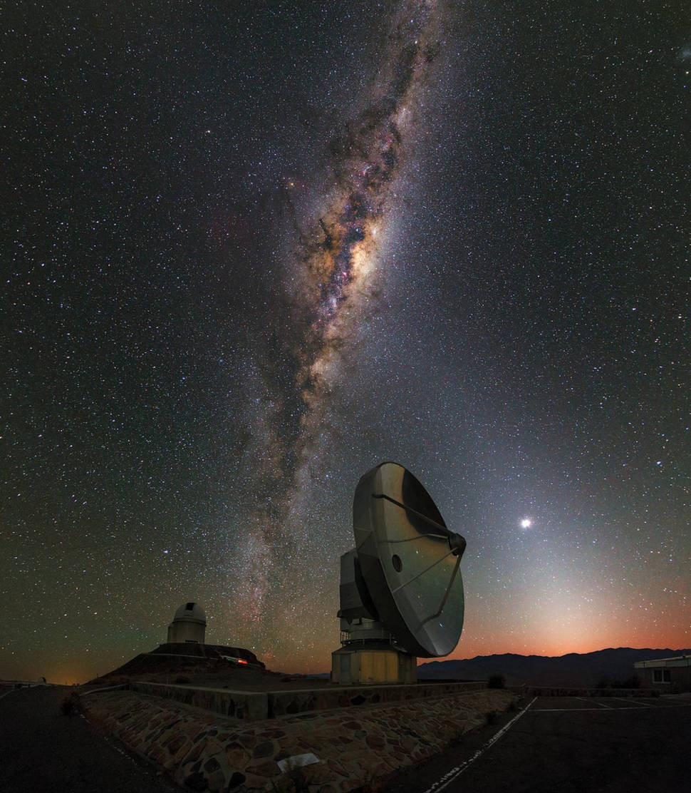 La Silla Dawn Kisses the Milky Way