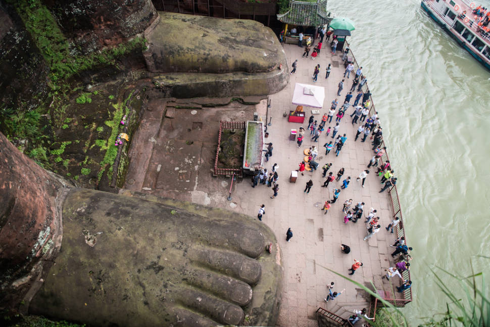 Best time to see Leshan Giant Buddha in China