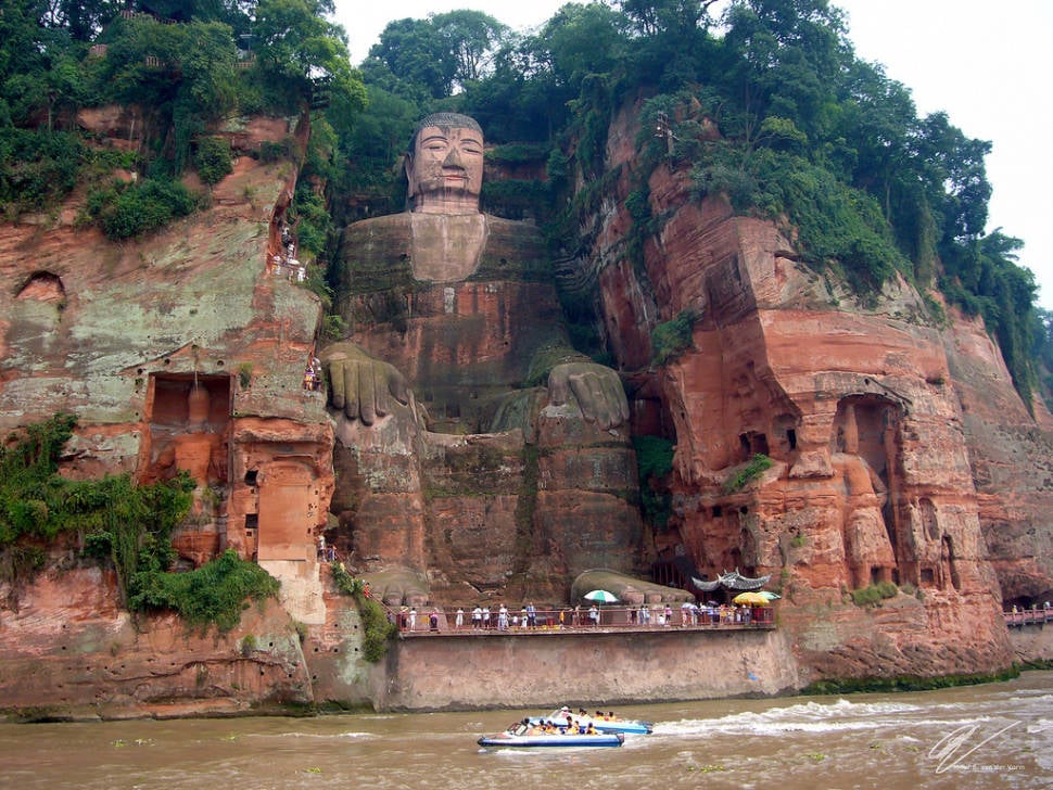 Leshan Giant Buddha in China - Best Season