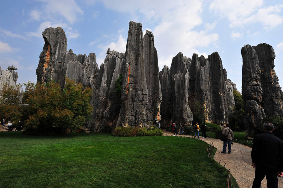 Best time for Shilin Stone Forest in China