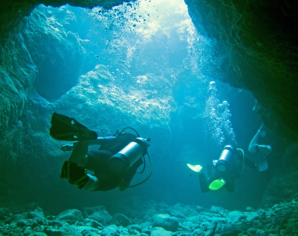 Swim through the Sunset Caves, Rarotonga