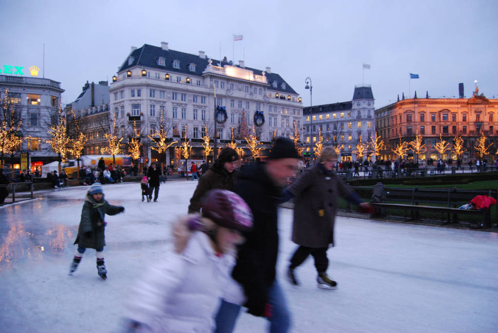 Ice Skating in Copenhagen - Best Time