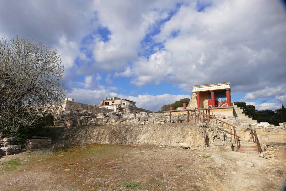 Knossos Minoan Palace in Crete - Best Season