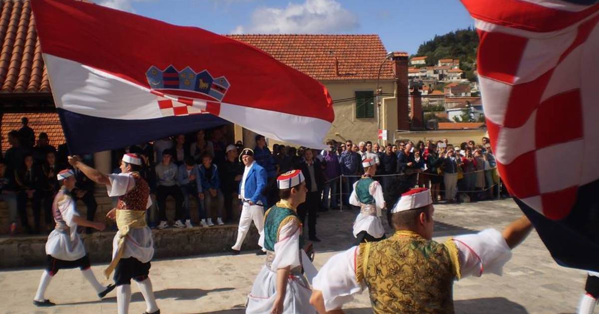 Kumpanjija Performance in Croatia - Best Time