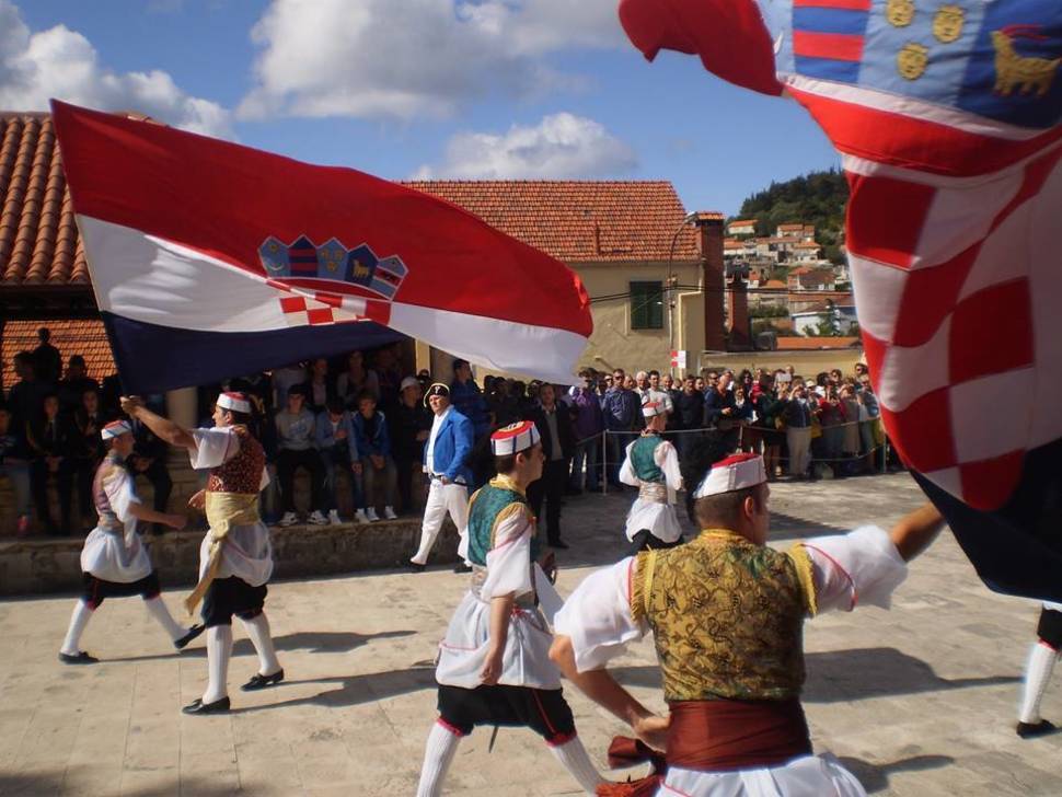 Kumpanjija Performance in Croatia - Best Time
