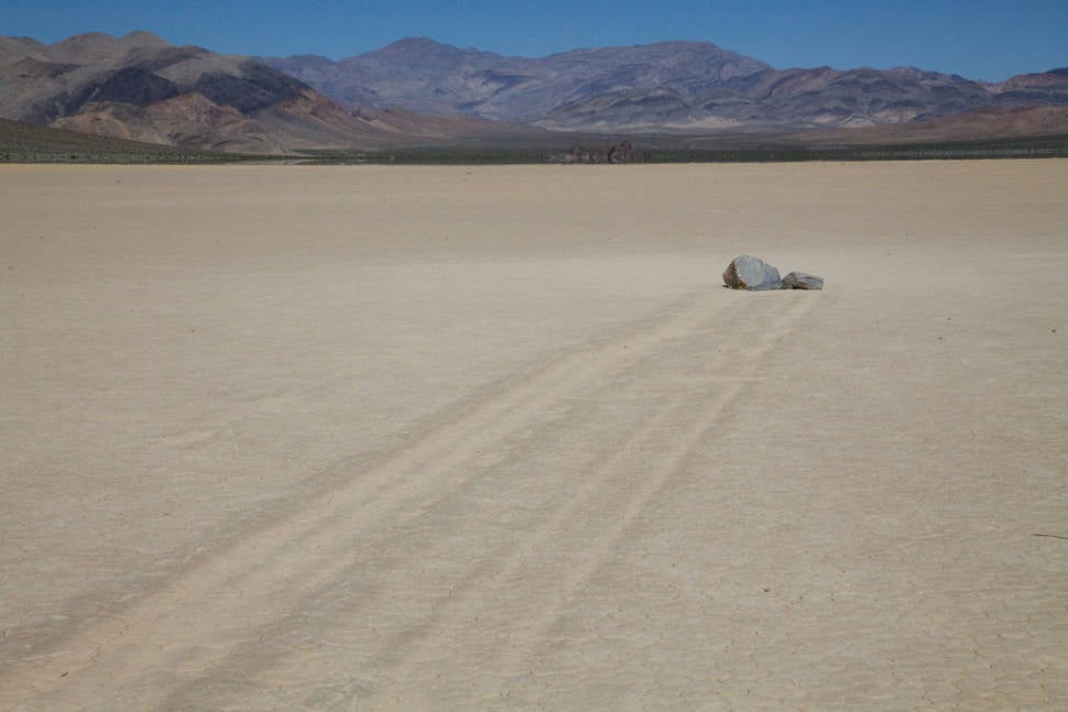 Best time for Sailing Rocks in Death Valley