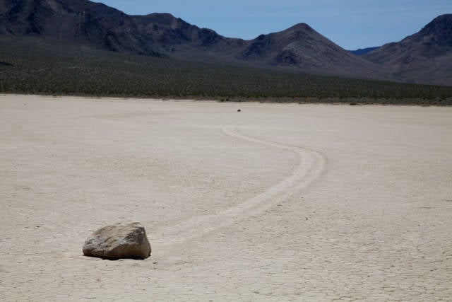 Sailing Rocks in Death Valley - Best Time