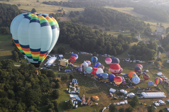 Bristol International Balloon Fiesta in England - Best Season