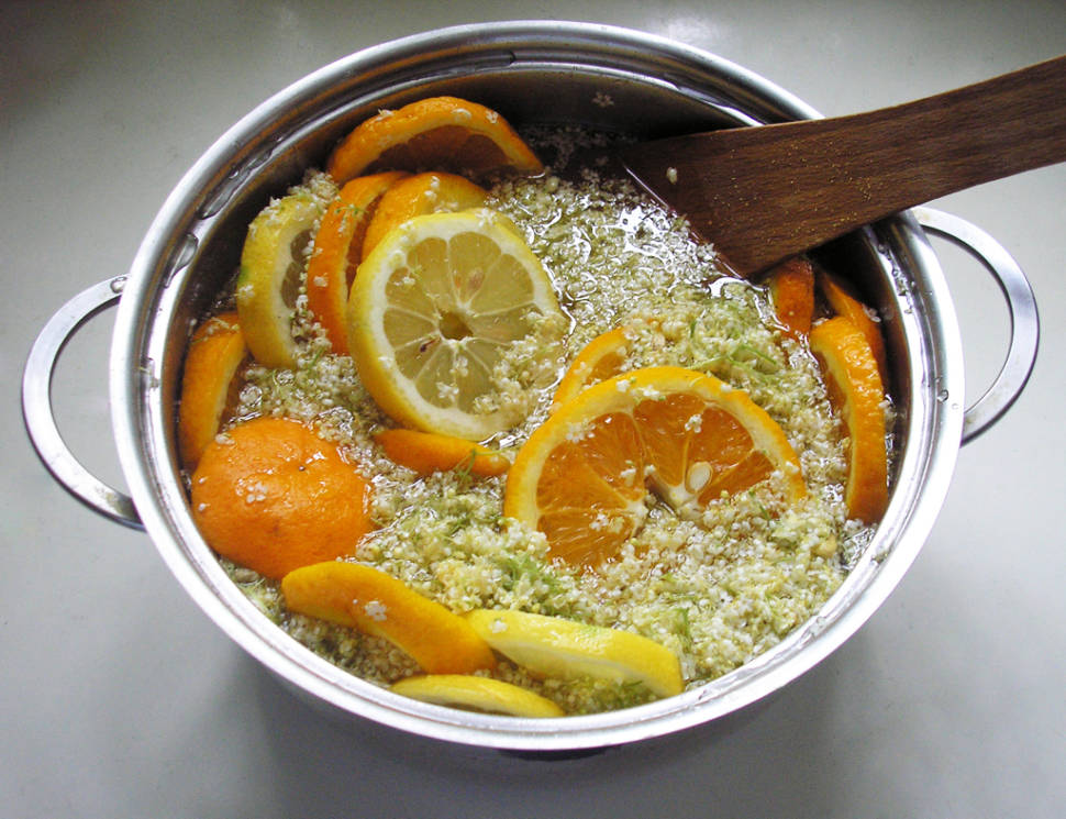 Making elderflower syrup