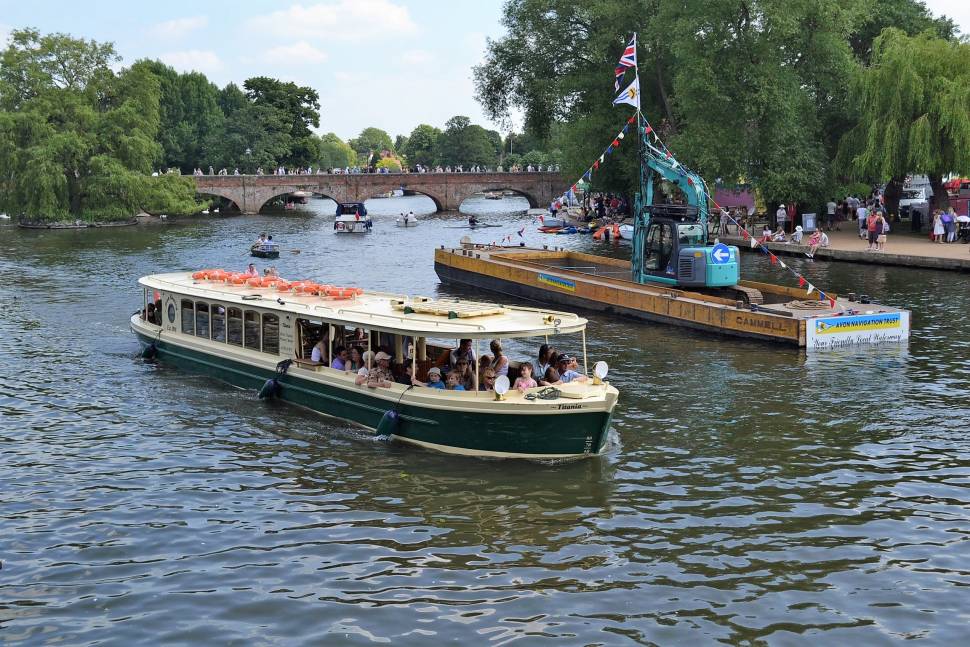 Best time for Stratford River Festival in England