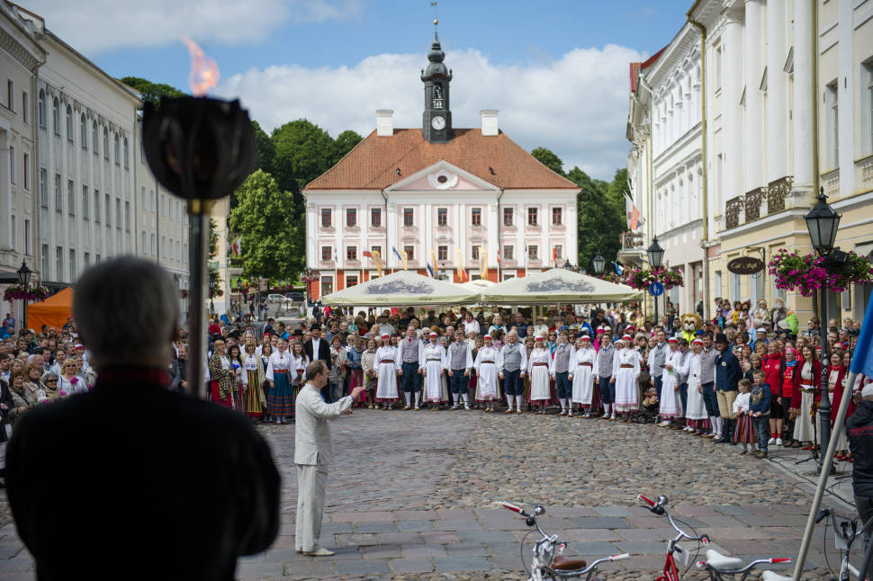 Best time for Massive Song and Dance Celebration (Laulupidu) in Estonia