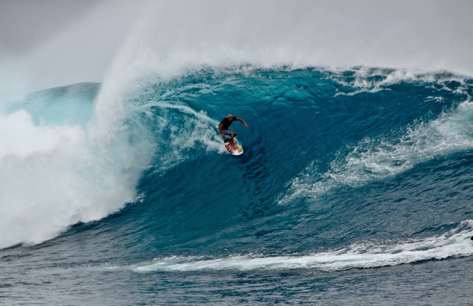 Surfing in Fiji - Best Time