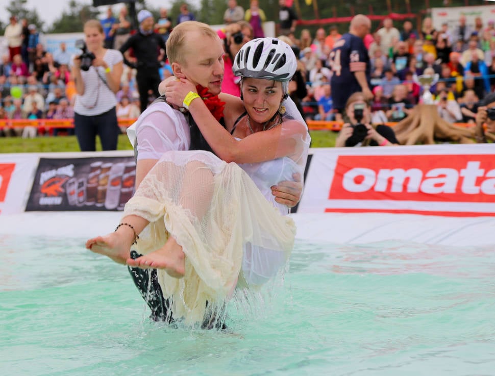 Wife Carrying World Championships in Finland - Best Time