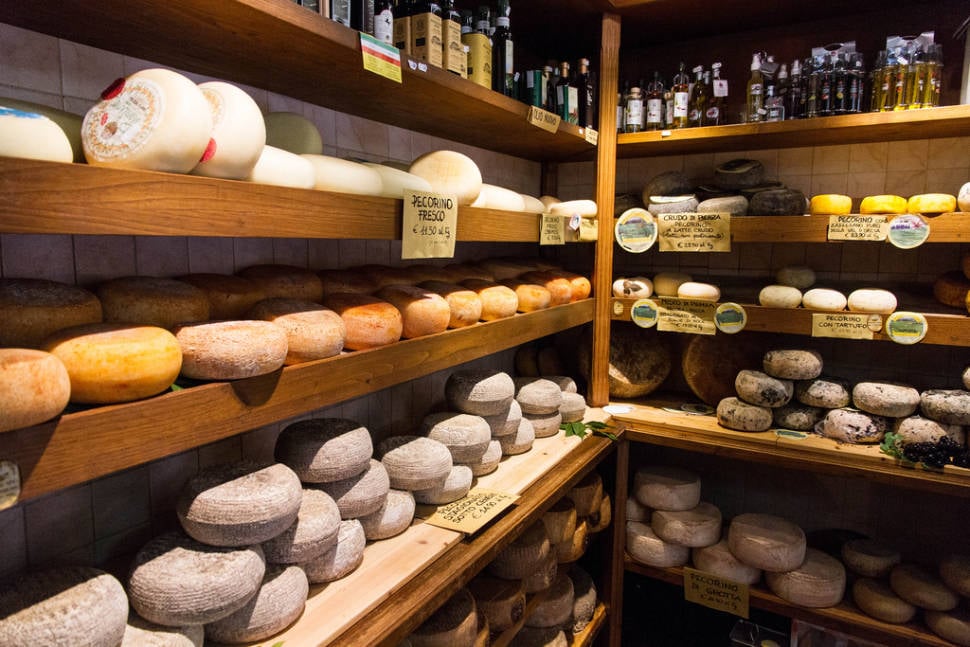 Sienese Pecorino in Florence - Best Season