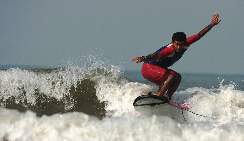 Surfing, Kitesurfing, and Windsurfing in Goa - Best Time