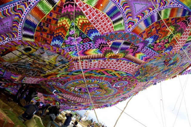 Festival de Barriletes Gigantes or Day of the Dead Kite Festival in Guatemala - Best Season