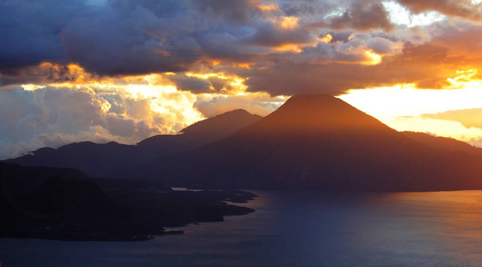 Best time for Lake Atitlán in Guatemala