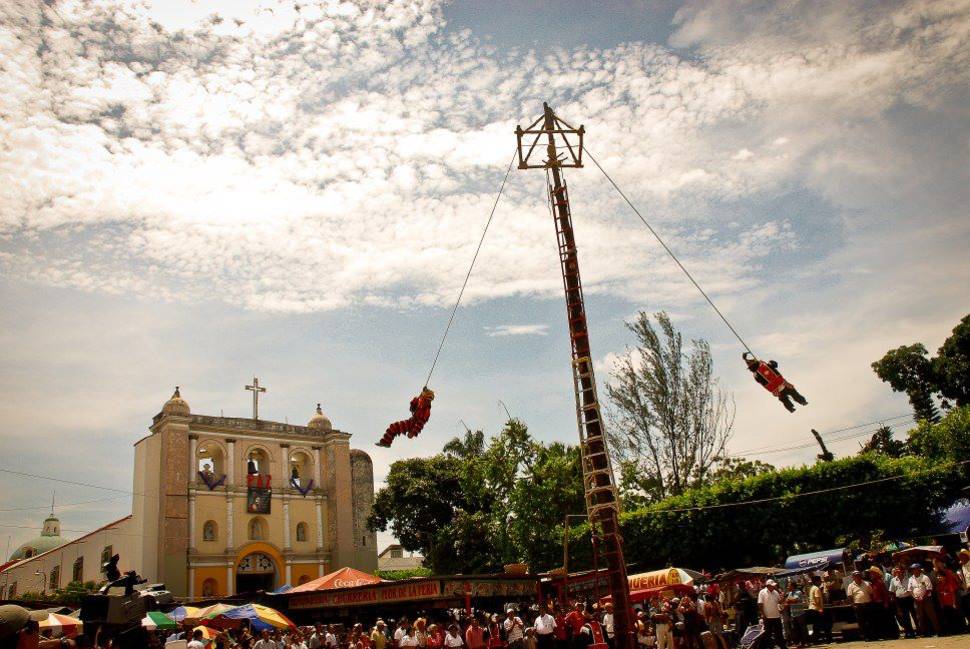 Mayan Pole Flyer Dancing or El Baile del Palo Volador in Guatemala - Best Time