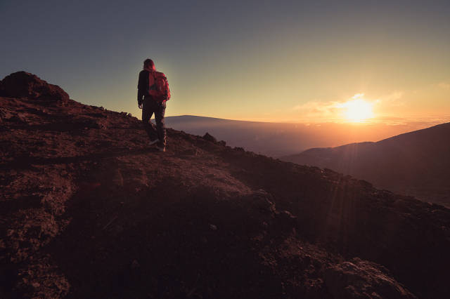Hiking Mauna Kea in Hawaii - Best Season